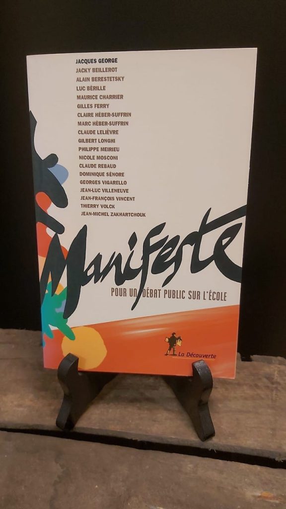 Livre enseignement : Manifeste pour un débat public sur l'école - La découverte