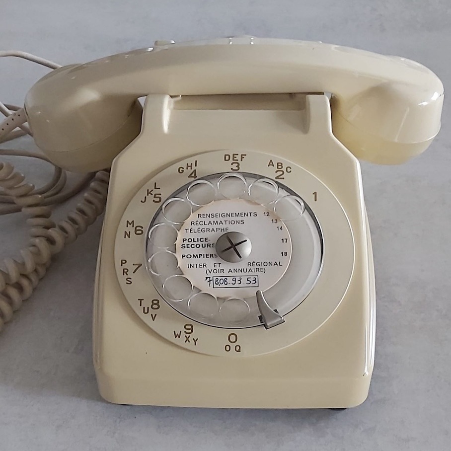 Image Une téléphone