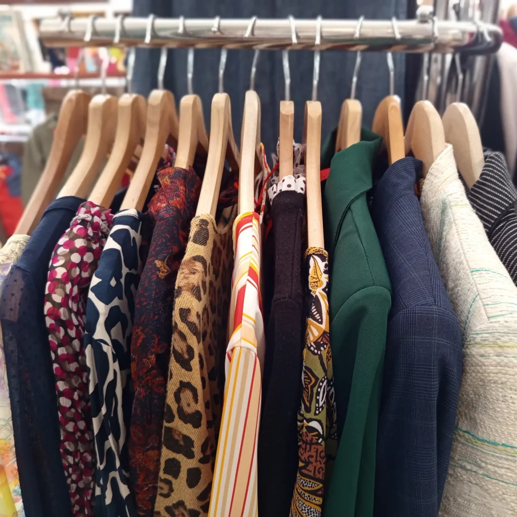 vetements-friperie-caluire